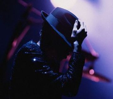 281 DAY - #MichaelJackson - @15.O2