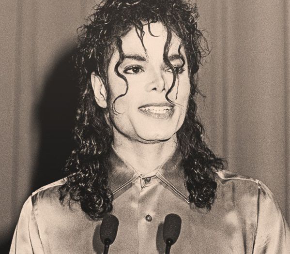 288 DAY - #MichaelJackson - @22.O2