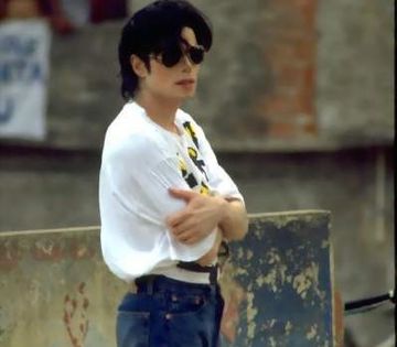 292 DAY - #MichaelJackson - @26.O2