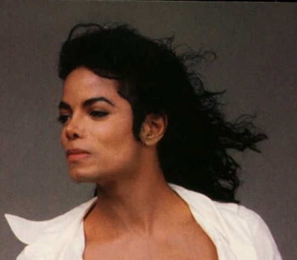 317 DAY - #MichaelJackson - @23.O3