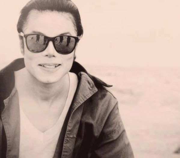 342 DAY - #MichaelJackson - @18.O4