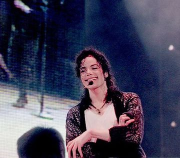 382 DAY - #MichaelJackson - @28.O5