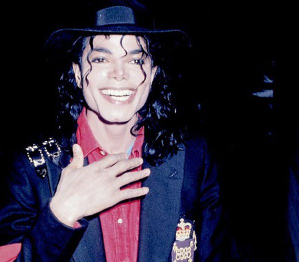384 DAY - #MichaelJackson - @3O.O5