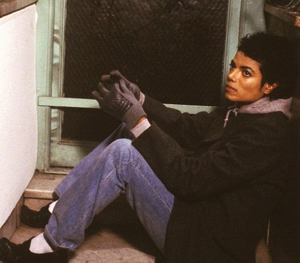 4O5 DAY - #MichaelJackson - @2O.O6