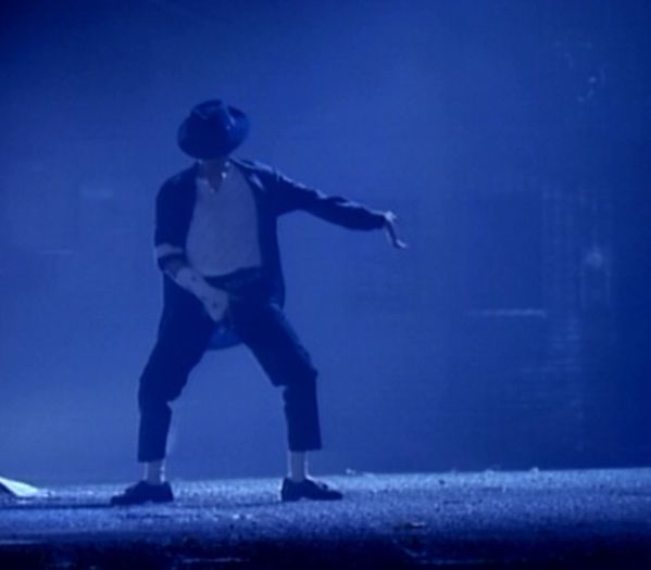 411 DAY - #MichaelJackson - @26.O6