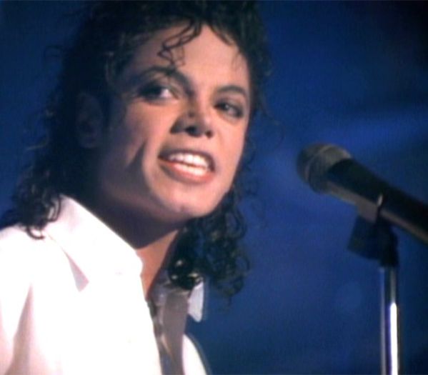 423 DAY - #MichaelJackson - @O8.O7