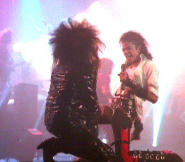 426 DAY - #MichaelJackson - @11.O7