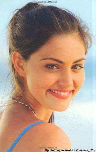 Cleo - PHOEBE TONKIN