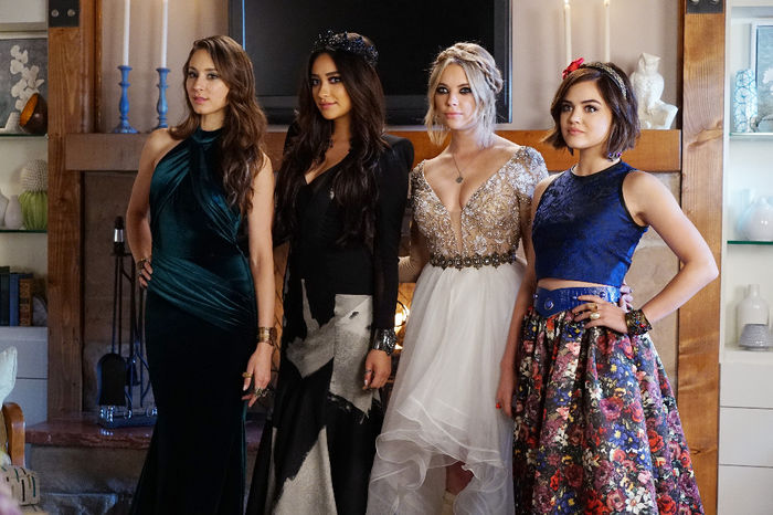  - Pretty Little liars