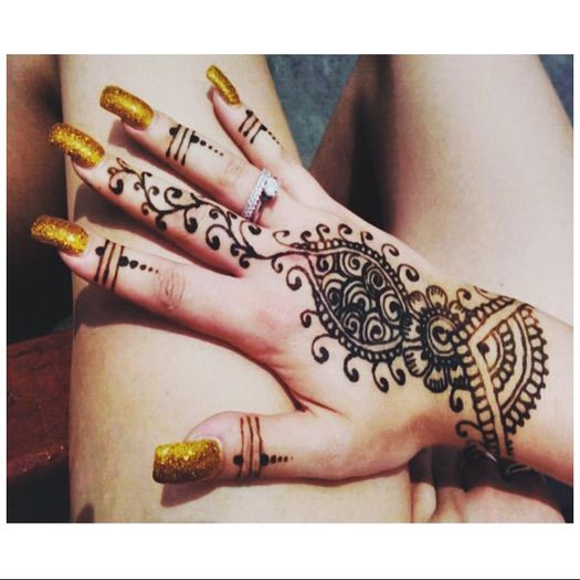 　　#MyHand @SwagicLand"sModel. ♕ - differentculture _ henna models