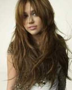 HGBTEAIYVBQKGKIWZQI - miley cyrus photo shoot 2