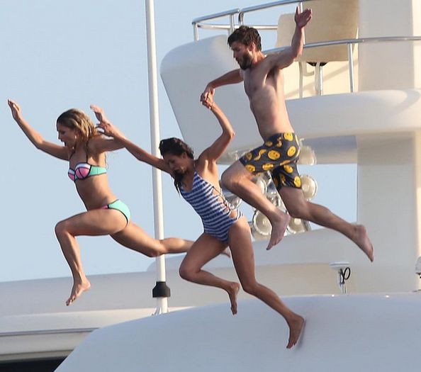 *Alexa,Ian si Raluca*