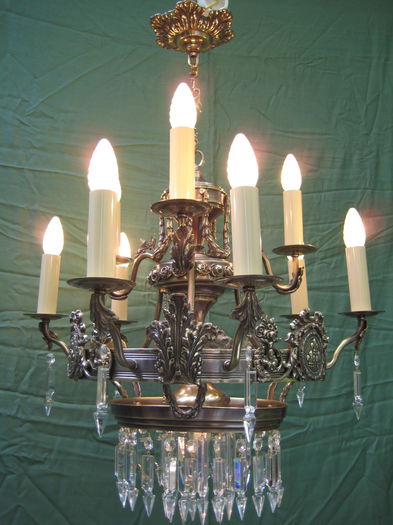 CANDELABRU