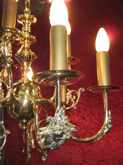 CANDELABRU