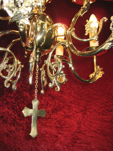 POLICANDRU BISERICESC