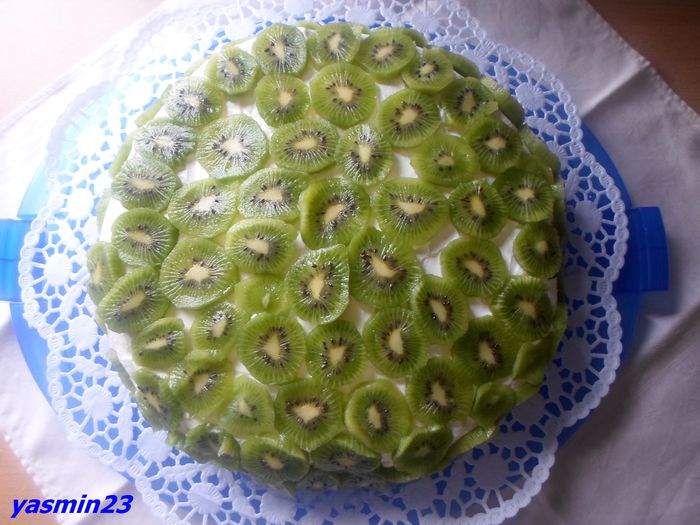 026 Tort cu kiwi si crema de brinza - Y-Prajituri si Torturi