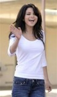 10300011_VZWVPXKKK - toate pozele mele cu selena gomez