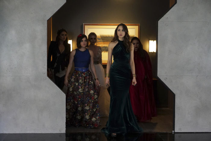 pll-finale-02