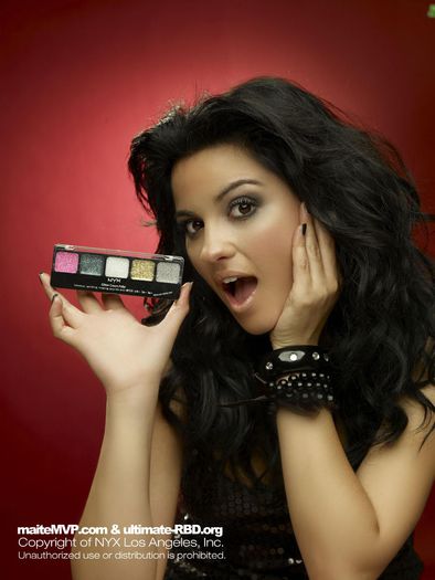 6 - MAITE PERRONI4