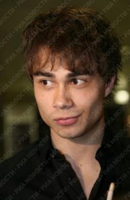 AlexanderRybak=P-RESIZE-257-