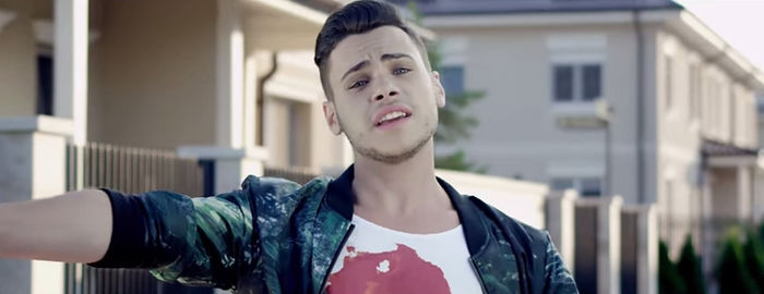 bandicam 2015-08-10 13-29-40-624 - 01 - Ilegal