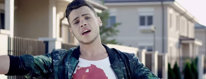 bandicam 2015-08-10 13-29-40-806 - 01 - Ilegal