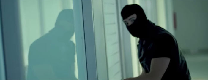 bandicam 2015-08-10 13-35-29-829 - 01 - Ilegal