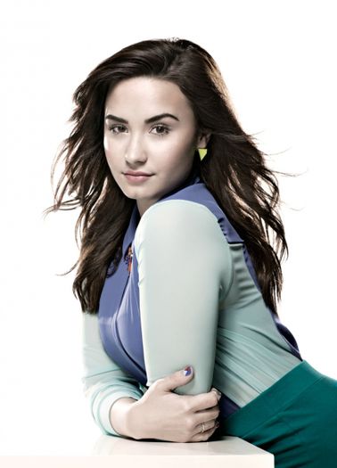 13 - DEMI LOVATO PHOTOSHOOTS 1