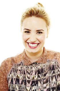 23 - DEMI LOVATO PHOTOSHOOTS 1