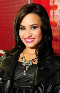 7 - DEMI LOVATO PHOTOSHOOTS 2