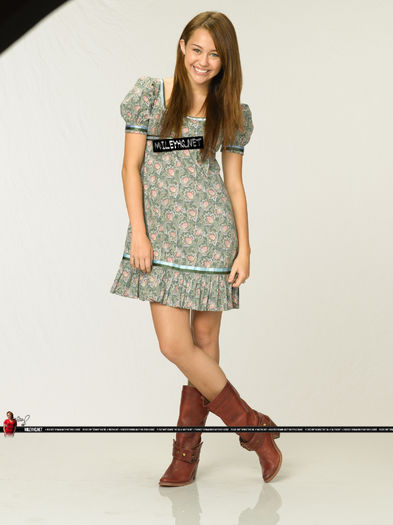 12 - HANNAH MONTANA THE MOVIE