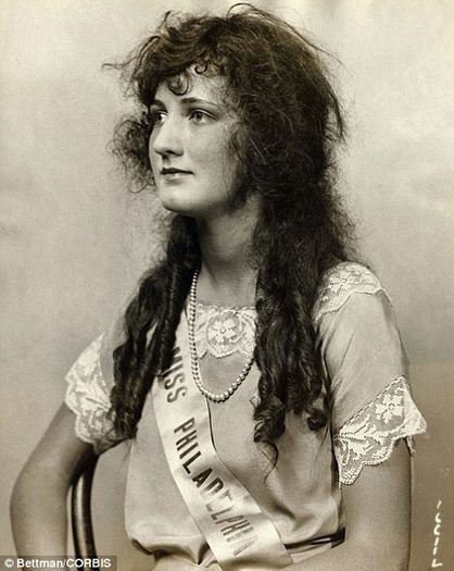 Ruth Malcomson 1924; a fost prima Miss America,in 1924
