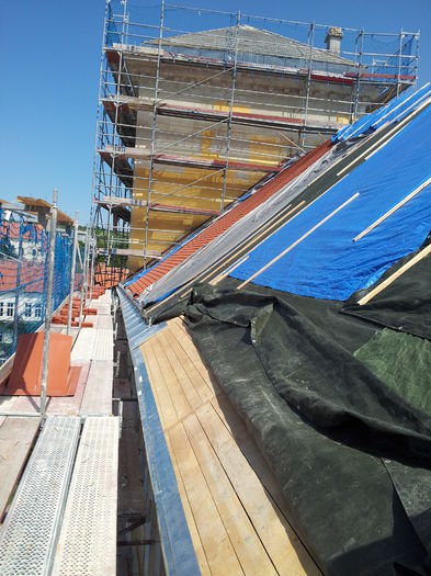 poze handy 1154; renovare acoperis castel wolkersdorf
