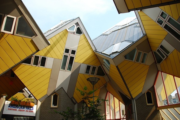 cubic houses_rotterdam netherlands - cladiri ingenioase