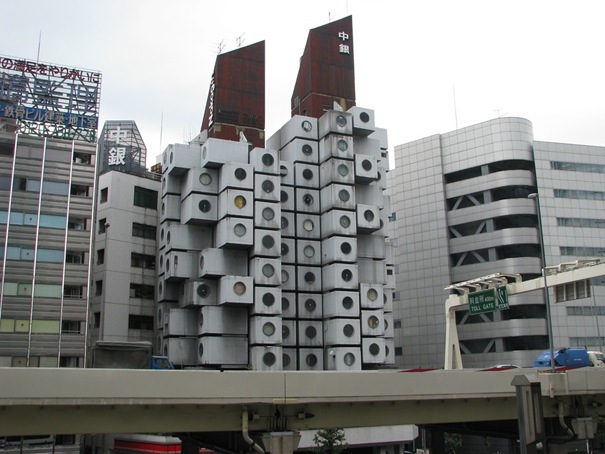 nakagin capsule tower_tokyo japan - cladiri ingenioase