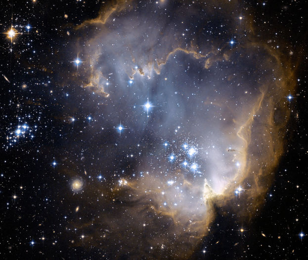 ngc602_hst_960 - Colindand prin univers III