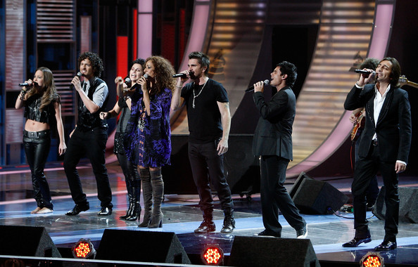 9th+Annual+Latin+GRAMMY+Awards+Show+QLFtQkTjTFIl