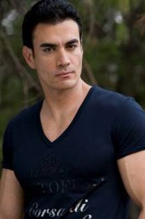 12.david-zepeda - top cei mai frumosi actori