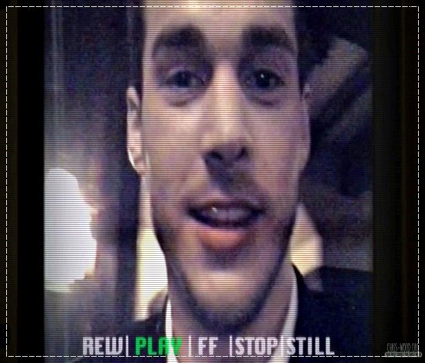 * i toarna cu lopatica nisip in geanta * ; inca nu. # elena ; clk - Dubai Dubai - viata ca-n RAI