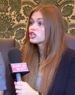 BAI NU VA MAI SPUNETI PROBLEMELE VOASTRE,EMISIUNEA E PT DEREK AL MEU ATI UITAT?