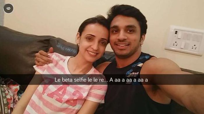 CNLaJLgUAAIRIxF - Sanaya in Jhalak