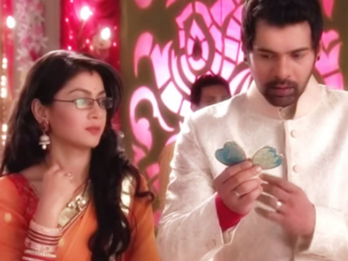  - Abhi and Pragya