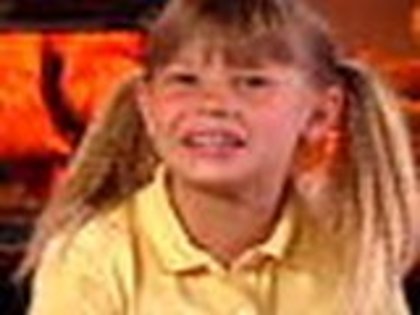 bindi irwin (22) - bindi fetita junglei