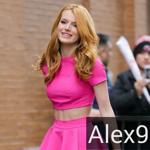 Ea poate sa mearga in cluburi ,chiar si cand eram mici nu m-ati lasat sa merg in tabara click; Ca cica sunt prea mica si ma pierd , ei bine pot sa-mi port si singura de grija . :/
