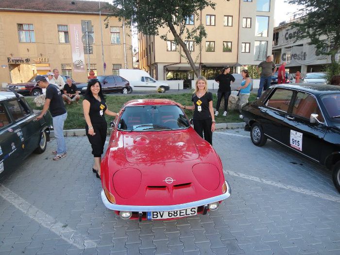 299751_2257538551287_1033070512_2617517_1170526114_n - Brasov Classic Rally 2011