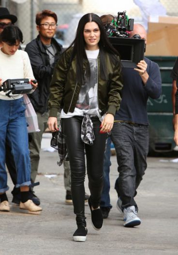 Jessie-J-a-Los-Angeles-le-13-novembre-2014_portrait_w674-456x650