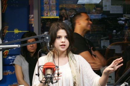 0 - Selena Gomez on KissFm radio