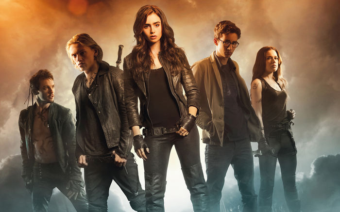 The Mortal Instruments city of bones (3) - The Mortal Instruments