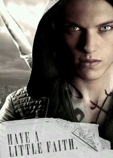 The Mortal Instruments city of bones (10) - The Mortal Instruments