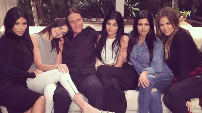 HT_kim_kardashian_family_jtm_150120_1_16x9_992